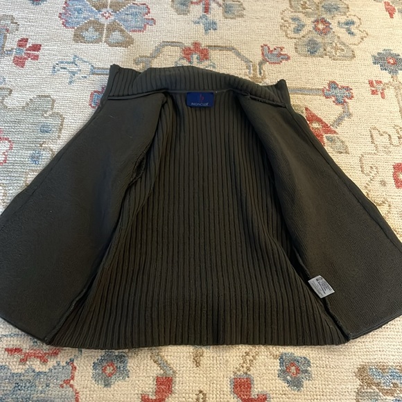 Moncler - Picture 6 of 9